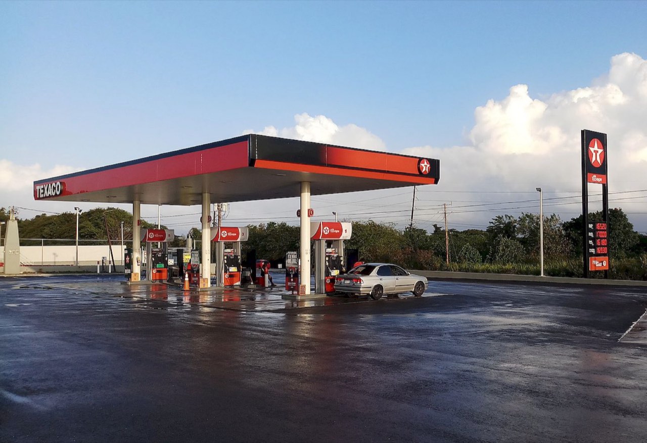 Fuel Service Stations — texaco service station